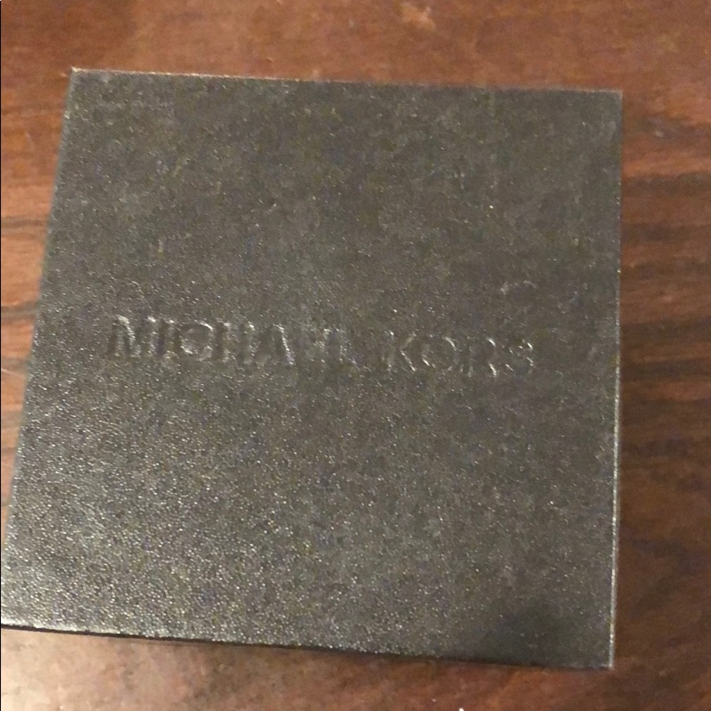 Watch - Picture 4 of 4